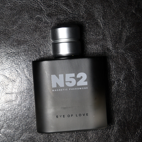 Load image 1 in gallery view. N52 Magnetic Pheromone Cologne
