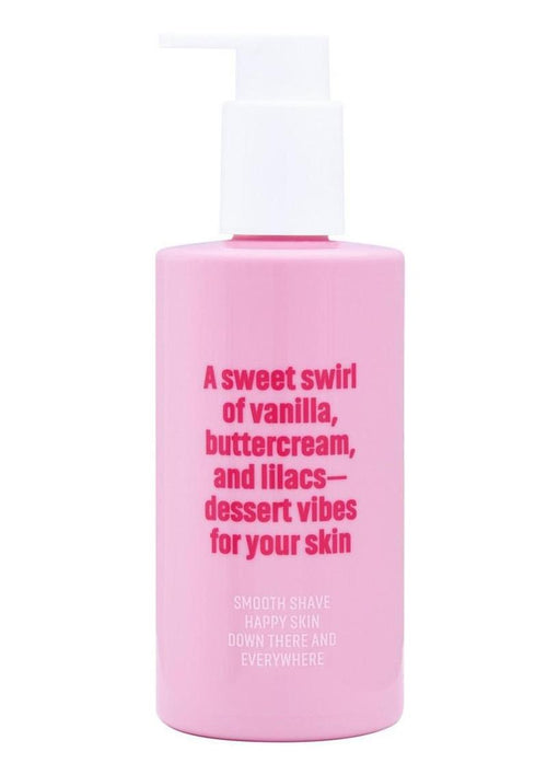 Load image 1 in gallery view. Coochy Shave Cream Frosted Cake - 8oz