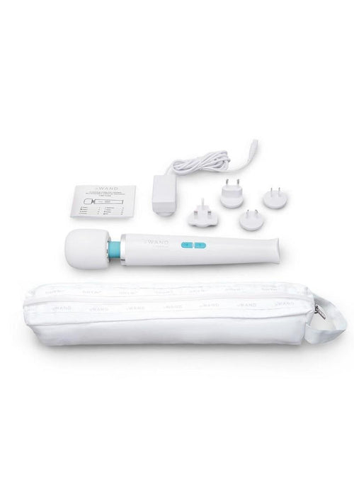 Load image 1 in gallery view. Le Wand Classique Rechargeable Silicone Wand Massager Le Wand