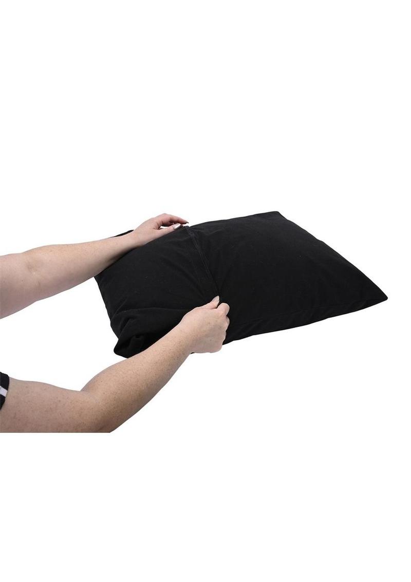 Pivot Pillow Protector Sportsheets