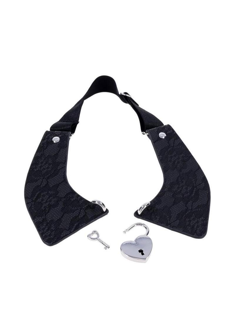 Sex and Mischief Heartbound Lace Day Collar Sex and Mischief