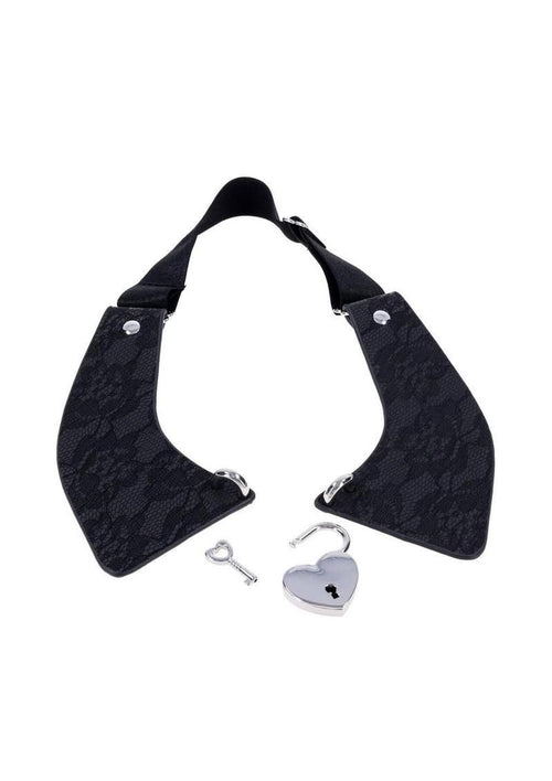 Load image 1 in gallery view. Sex and Mischief Heartbound Lace Day Collar Sex and Mischief