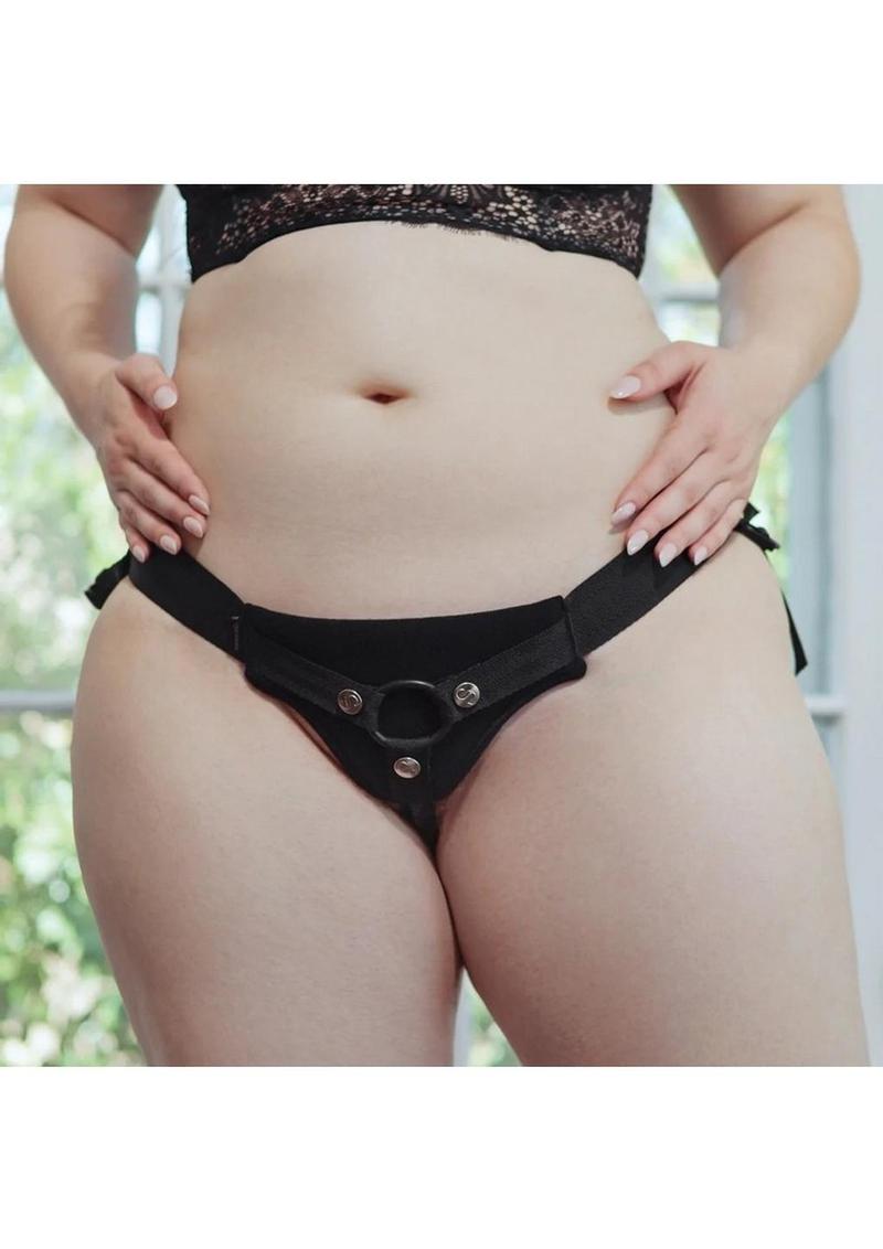 Sportsheets Curvy Collection Divine Diva Strap-On Sportsheets
